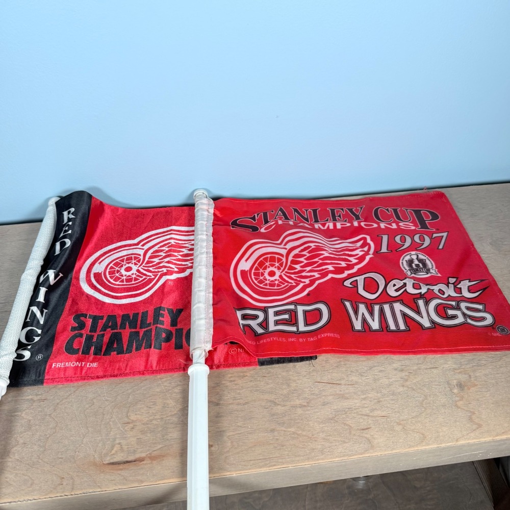 Fremont Die Car Flags Detroit Red Wings Set of 2 1997 1998 Stanley Cup Champions